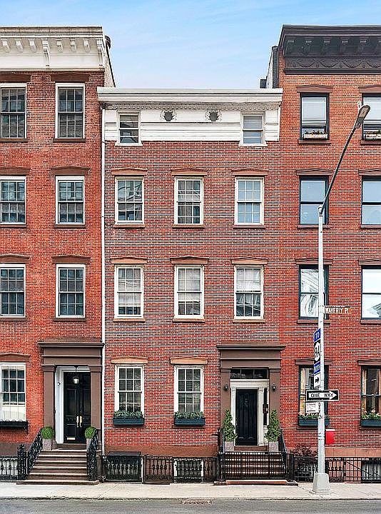 1st image of 156 Waverly Pl