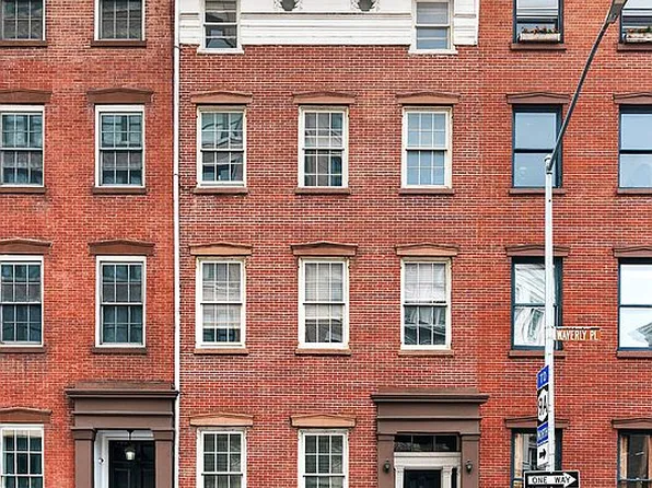 156 Waverly Pl, New York, NY 10014