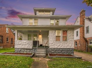 129 W Dewey St, Flint, MI 48505