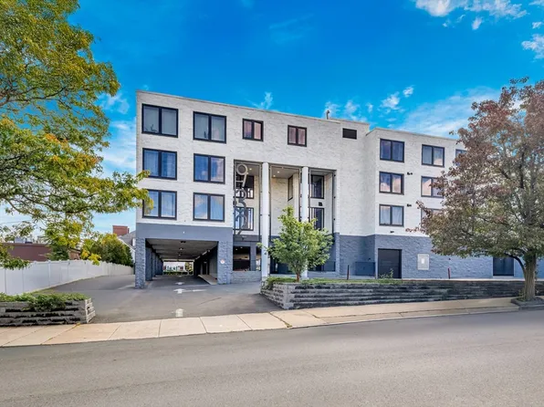 932 Broadway #312, Chelsea, MA 02150