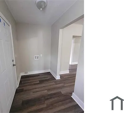 1438 W 15th St — Photo 21