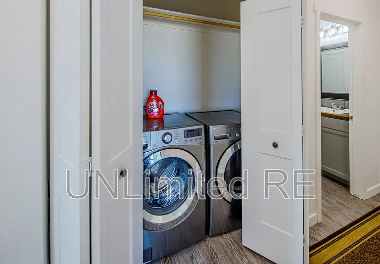 7756 N Sierra Vista Dr — Photo 14