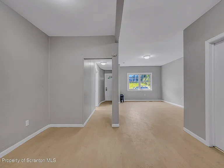 958 Ridge Ave #1 — Photo 12