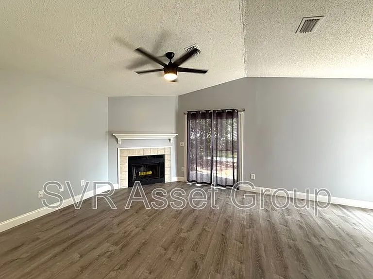 1033 Sea Hawk Dr — Photo 4