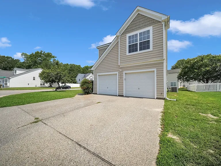 408 Holmes Blvd — Photo 55
