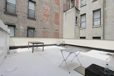 Rented by Julien Aractingi, LREB