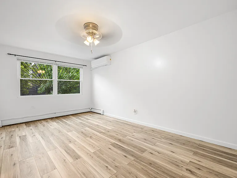 16 N Portland Ave #2 — Photo 4