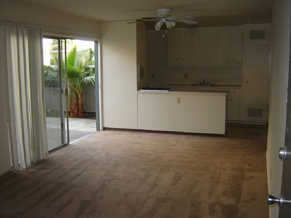 3rd image of 2621 Harbor Blvd #A