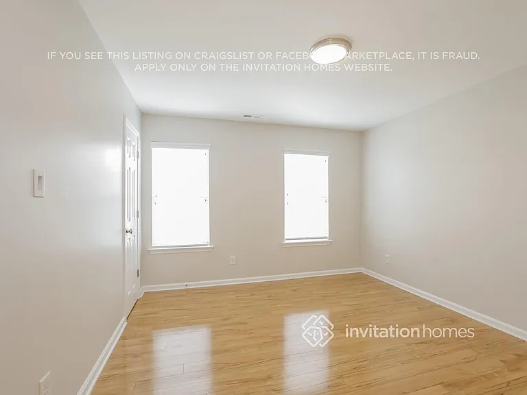 10920 Harmony Glen Ct — Photo 12