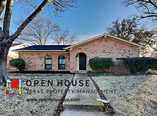 1600 Trinity Ct, Bedford, TX 76022
