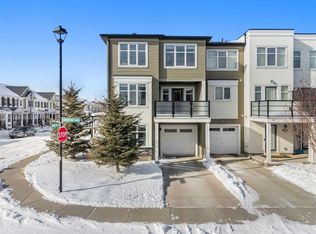 232 E Windford Cres SW, Airdrie, AB T4B 4G5