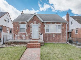 5012 193rd St, Fresh Meadows, NY 11365