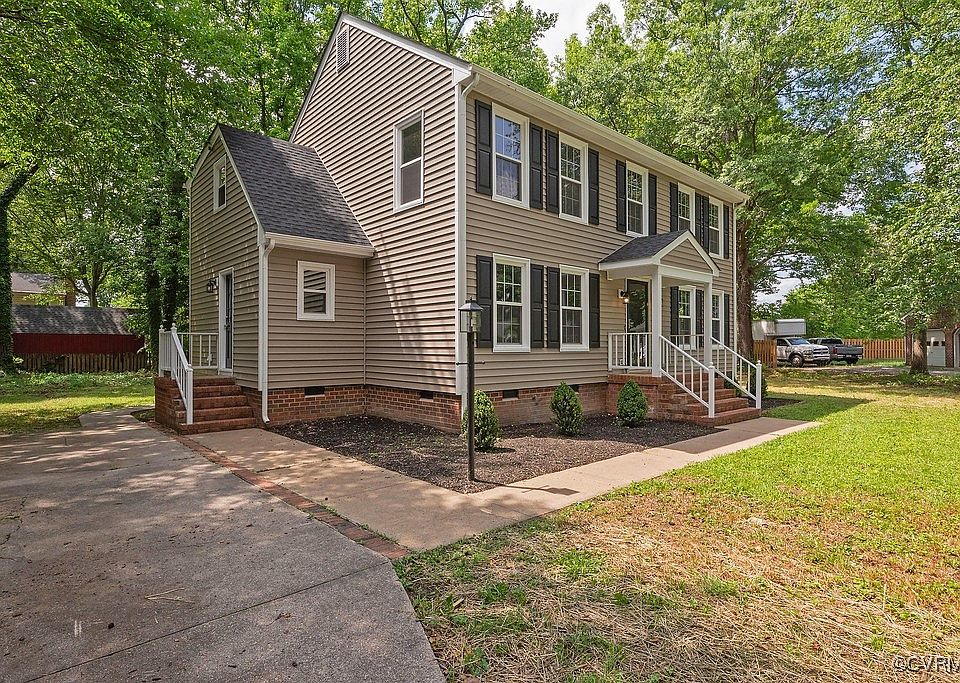 1st image of 8282 Briarthorn Ct