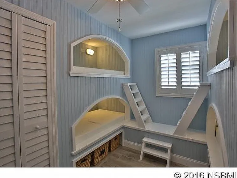 E 11th Ave — Photo 1