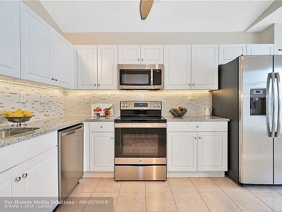 3rd image of 16473 NW 23rd St