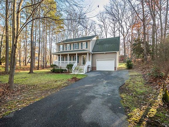 3rd image of 11801 Birdie Ln