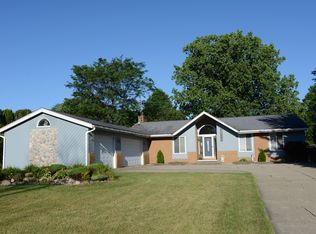 18805 Van Rd, Livonia, MI 48152