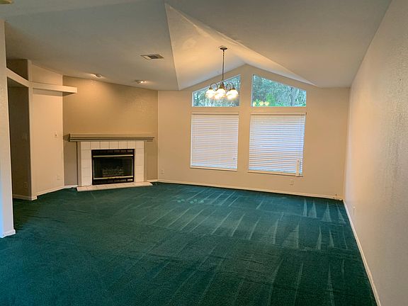 3rd image of 9909 Arrow Pointe Ct