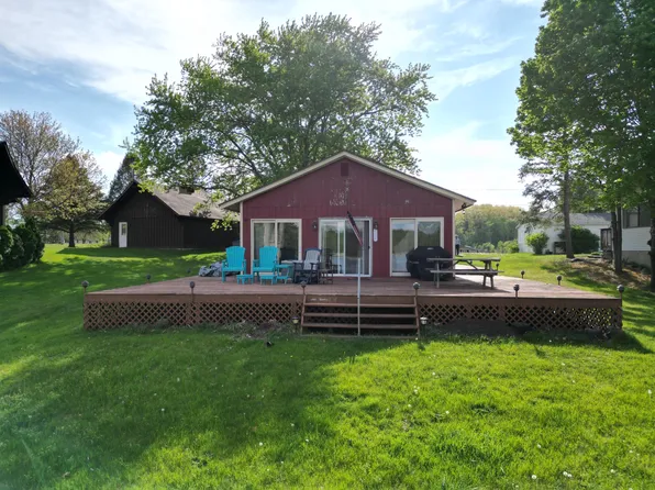 12765 Gregware Dr NE, Sand Lake, MI 49343