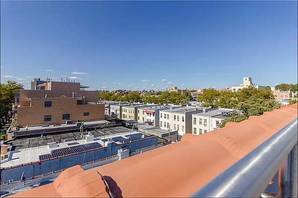 Rented by E House Realty & Management Inc. | media 33