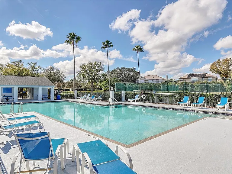 10237 Facet Ct — Photo 46
