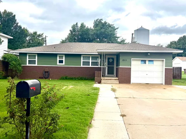1915 14th St, Woodward, OK 73801