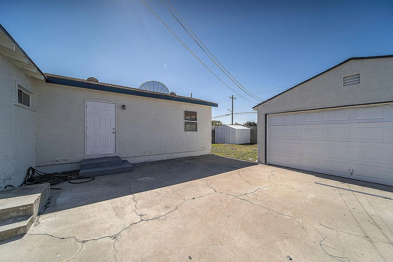 4 bed, 1431 sqft, $3,995 — Photo 4