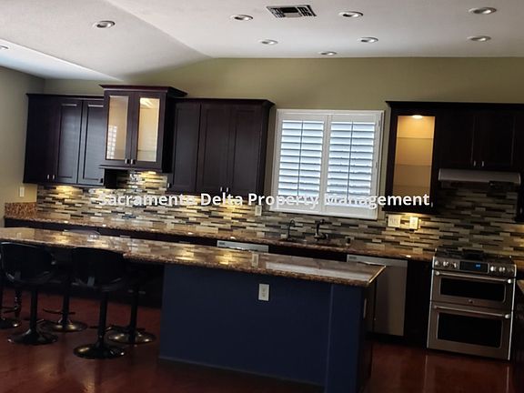 4th image of 4518 Windsong St
