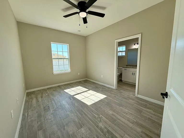 721 Bittern Ln #A — Photo 9