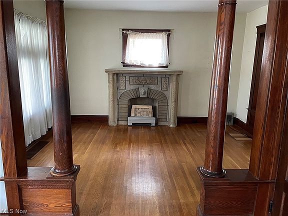2nd image of 3926 Brooklyn Ave