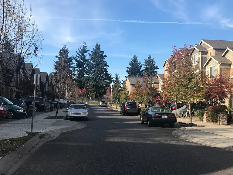 10302 NE 4th St — Photo 26