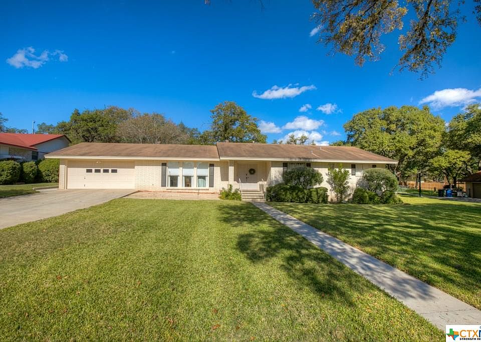 1st image of 14 La Mesa Dr