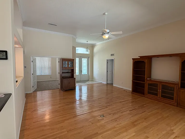 1208 Londonderry Cir — Photo 16