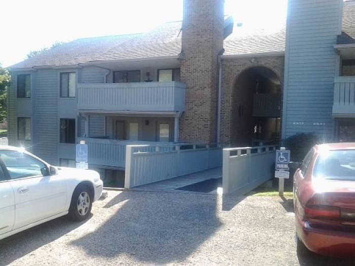 1st image of 2521 Gatehouse Ln