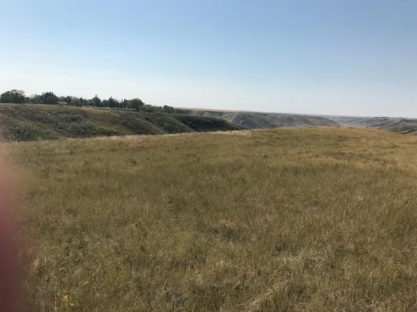 118 Sandstone Rd S, Lethbridge, AB T1K 8C9