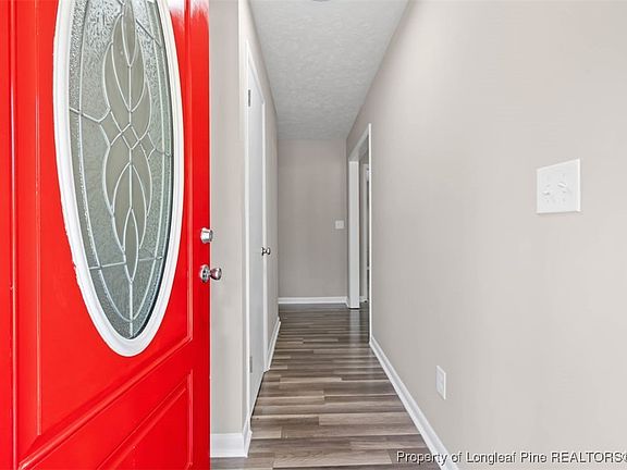 4th image of 1036 Leslie Dr