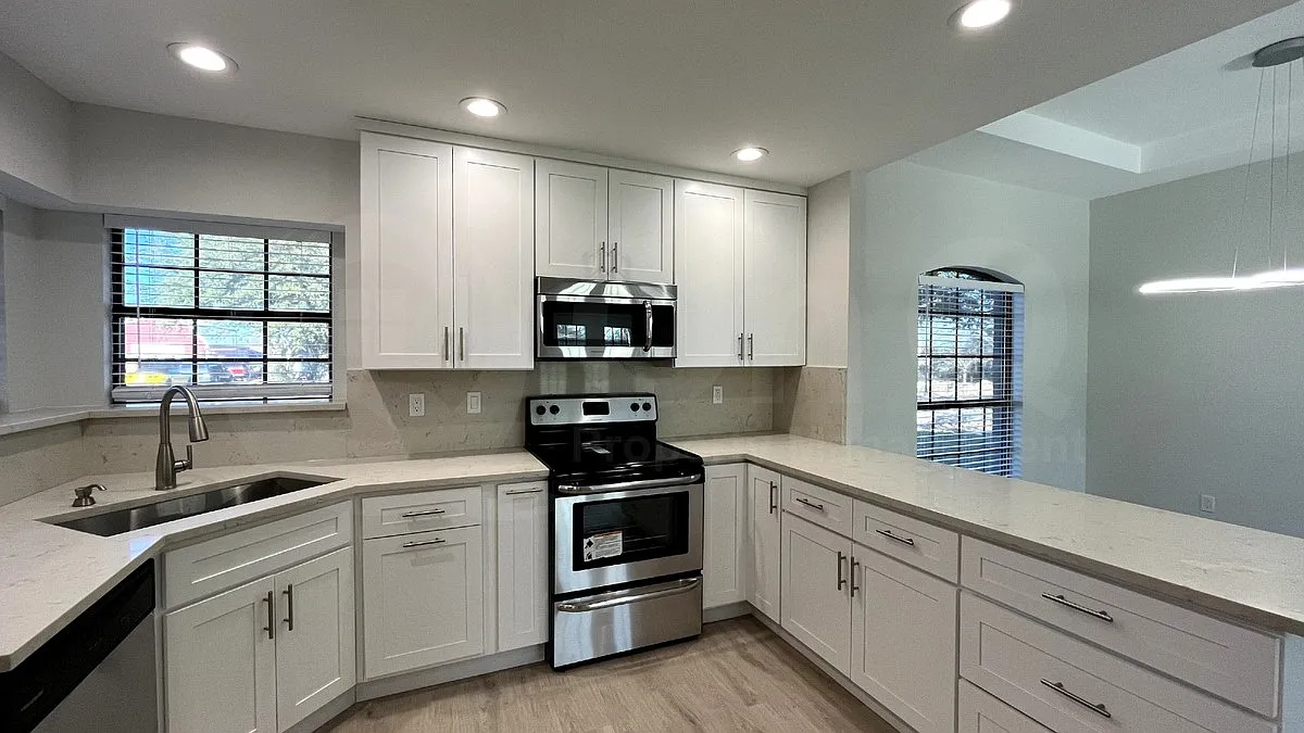 3 bed, 2.0 bath, 1892 sqft, $2,699 — Photo 3