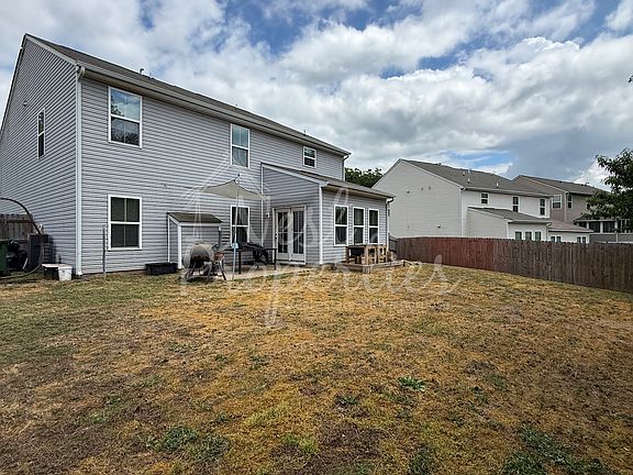 2nd image of 594 Newton Rd