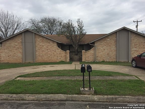 2nd image of 4702 Oakfield Way