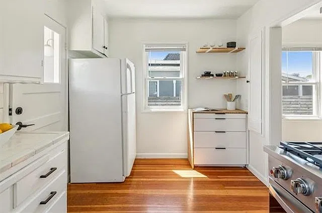 2 bed, 1007 sqft, $3,295 — Photo 4