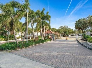632 NW 13th St APT 24, Boca Raton, FL 33486
