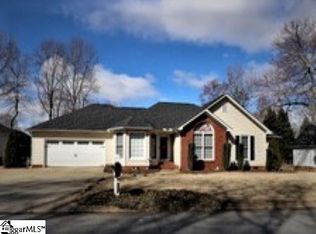 5 E Fairgate Ct, Simpsonville, SC 29680