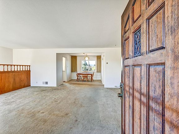 5th image of 860 Marin Rd