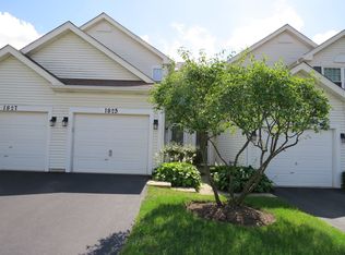 1825 Moore Ct, Saint Charles, IL 60174