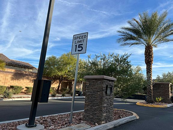 4th image of 6238 Hambledon Hill Rd