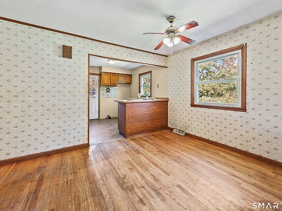 3rd image of 73 Hartl Drive