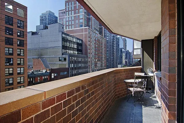 Rented by Corcoran | media 9