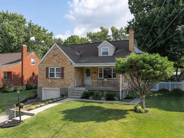 6131 Charity Dr, Cincinnati, OH 45248