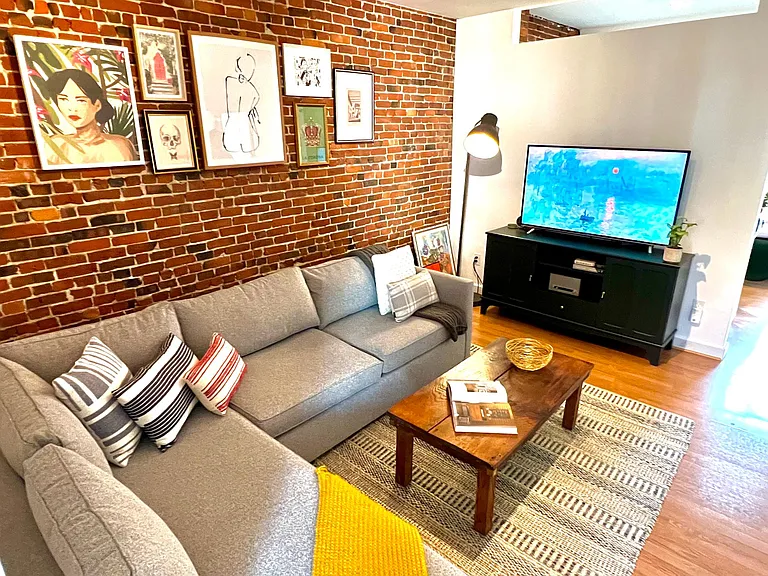 114 Trenton St #2 — Photo 2