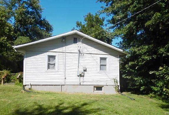 2nd image of 1201 McQuay Ave